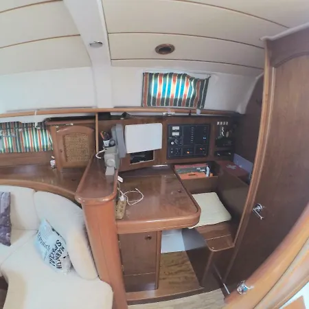 Botel Barco 